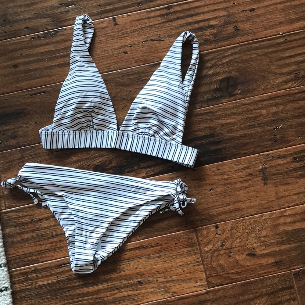 Cupshe Striped Bikini